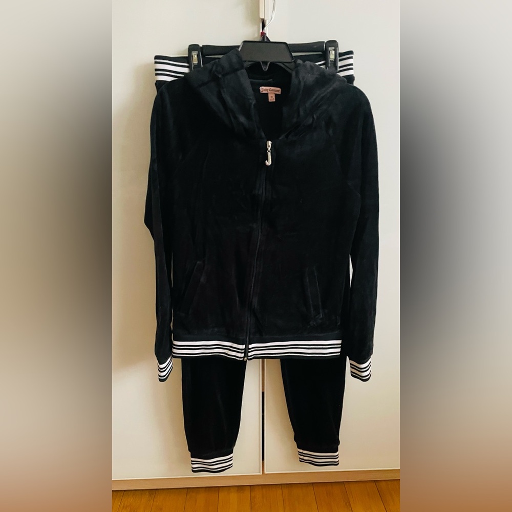 JUICY COUTURE Black Velour Tracksuit with Striped white and silver Trim M